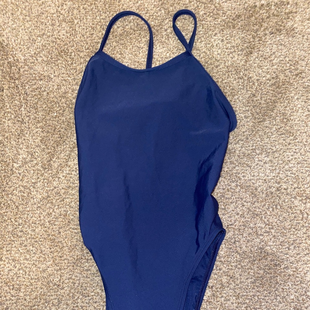 Jolyn competition suit size 28